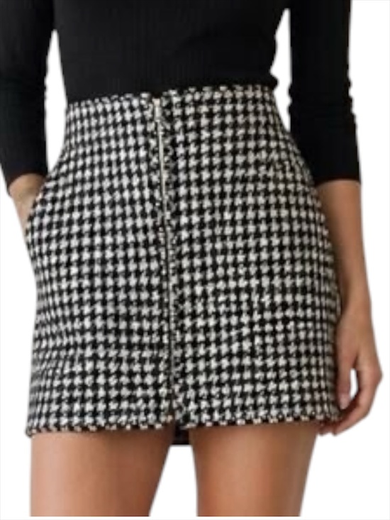 Maison D’Amelie Dresses & Skirts - Maison d'Amelie Tweed Mini Skirt - Black & White Houndstooth Size 6